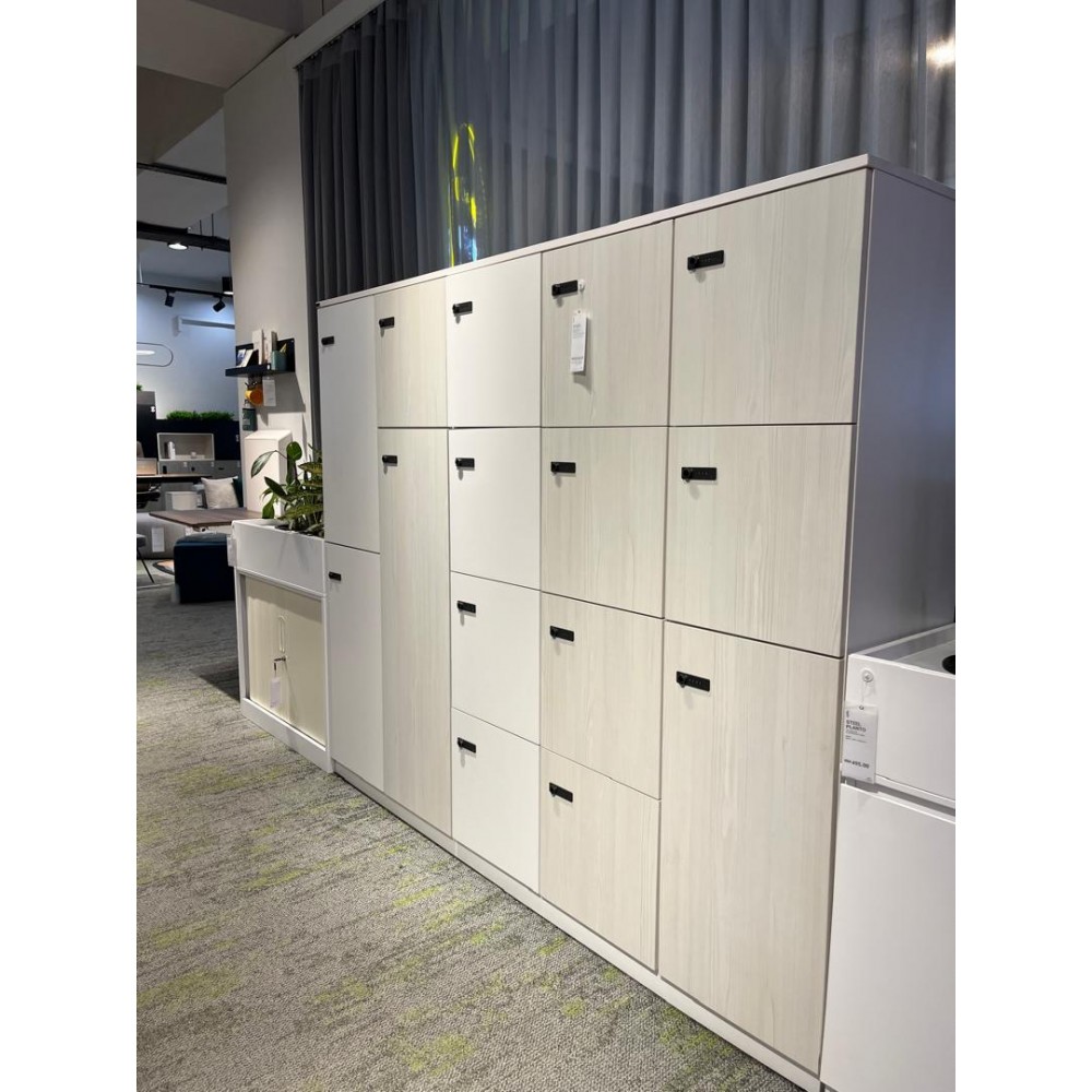 TABLE / MOBILE DRAWERS / CABINETS